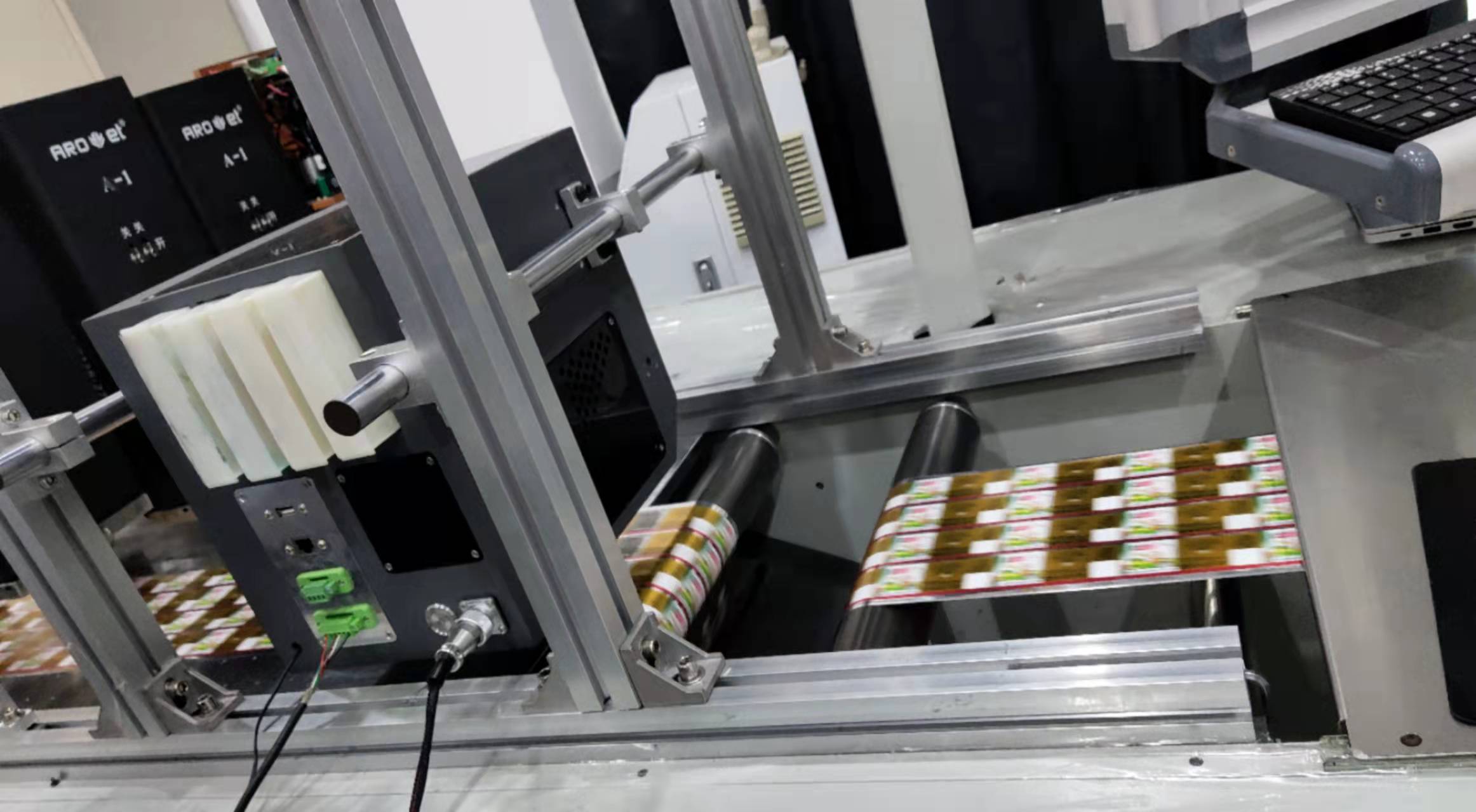 喷码知识：喷码机是干什么的？？？